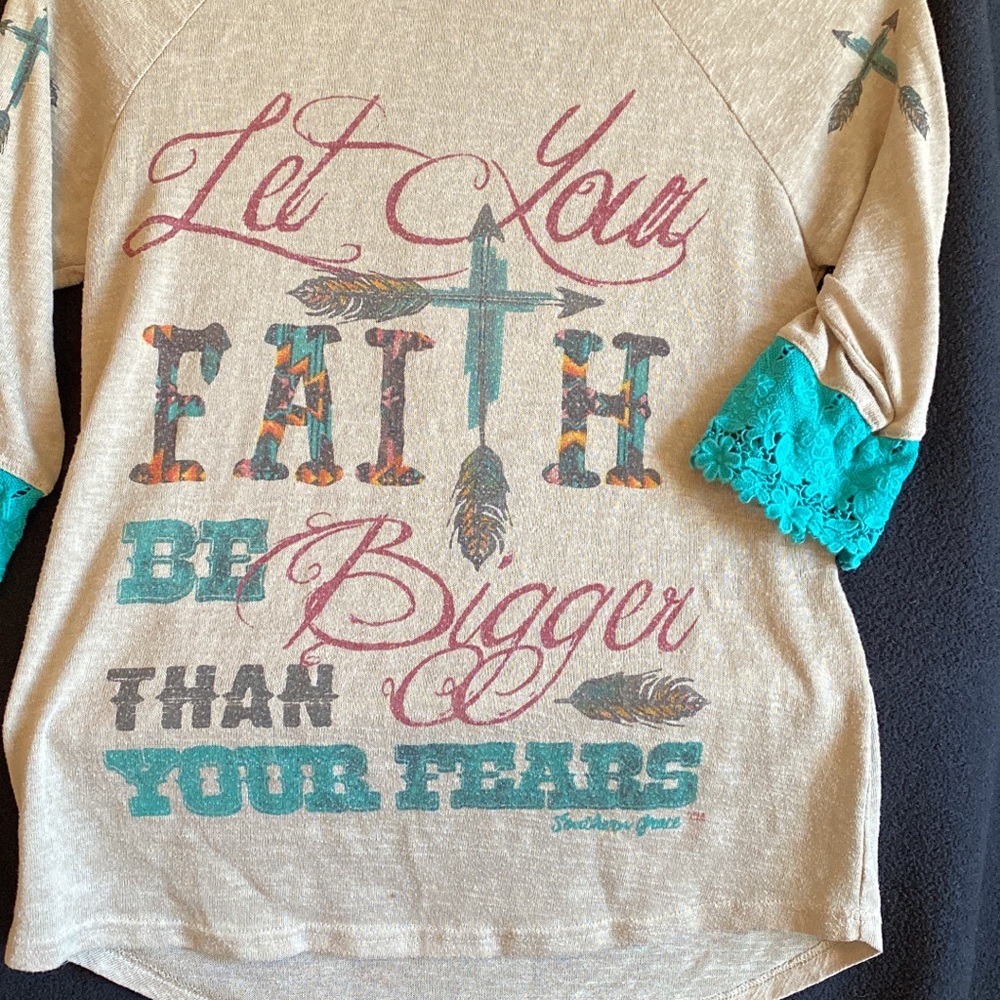 Souther grace lave arms let your faith tan shirt